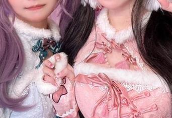 Sally Dorasnow的圣诞写真合集：每一帧都值得珍藏的资源.txt